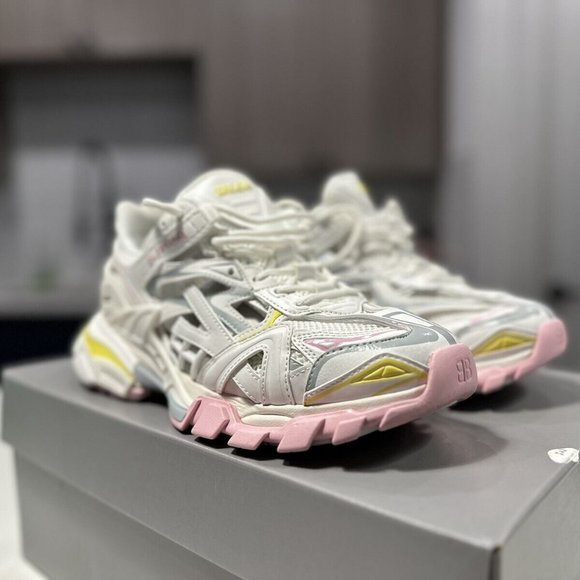 Size 9 - Balenciaga Track.2 White Light Yellow 2022 39 EUR - Picture 7 of 7